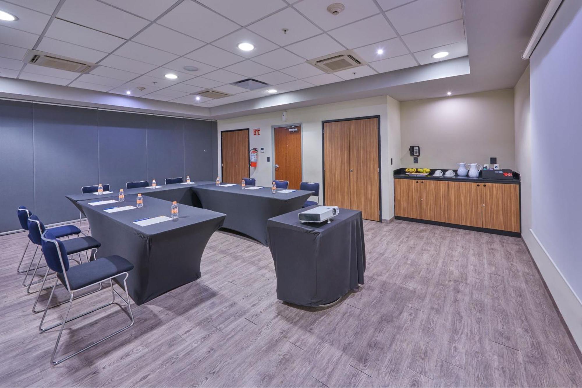 City Express By Marriott San Luis Potosi Zona Universitaria المظهر الخارجي الصورة